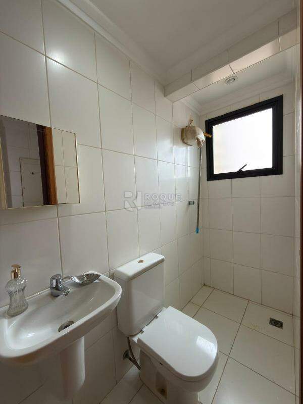 Apartamento para aluguel no bairro Centro: Wc Área de serviço