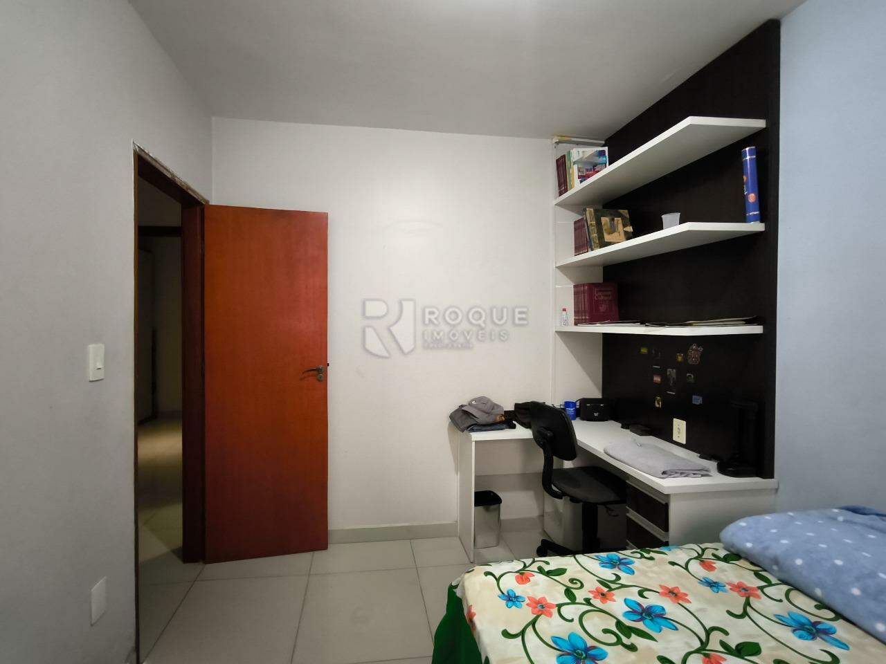 Casa Residencial à venda no bairro Jardim Ipanema: DORMITÓRIO 2