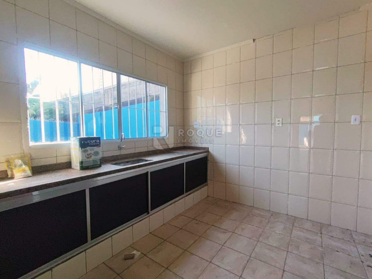 Chácara para aluguel no bairro Jardim Florença: Cozinha