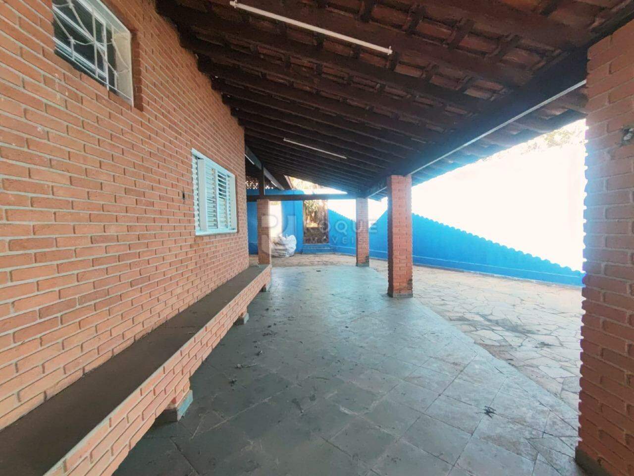 Chácara para aluguel no bairro Jardim Florença: Varanda