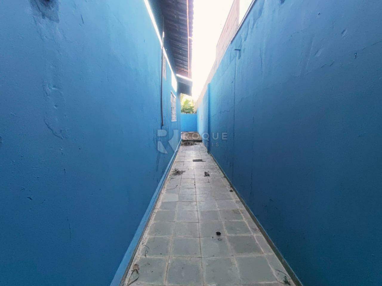 Chácara para aluguel no bairro Jardim Florença: Corredor