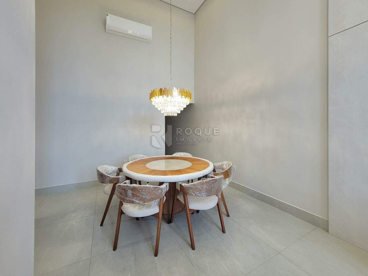 Casa em condomínio à venda no bairro Jardim Cidade Universitária II: Sala