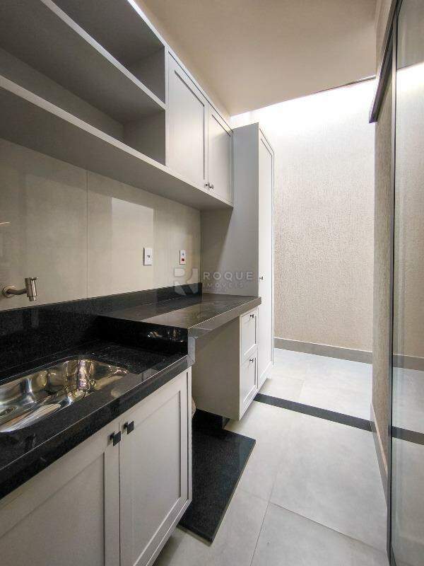 Casa em condomínio à venda no bairro Jardim Cidade Universitária II: ÁREA DE SERVIÇO