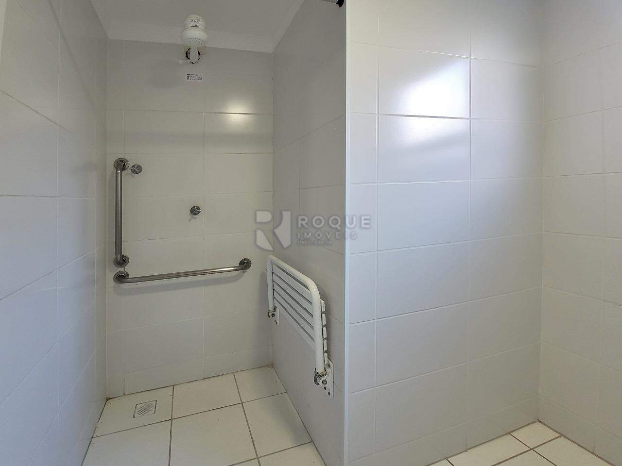 Apartamento à venda no bairro Residencial Jardins de Limeira: Área de serviço