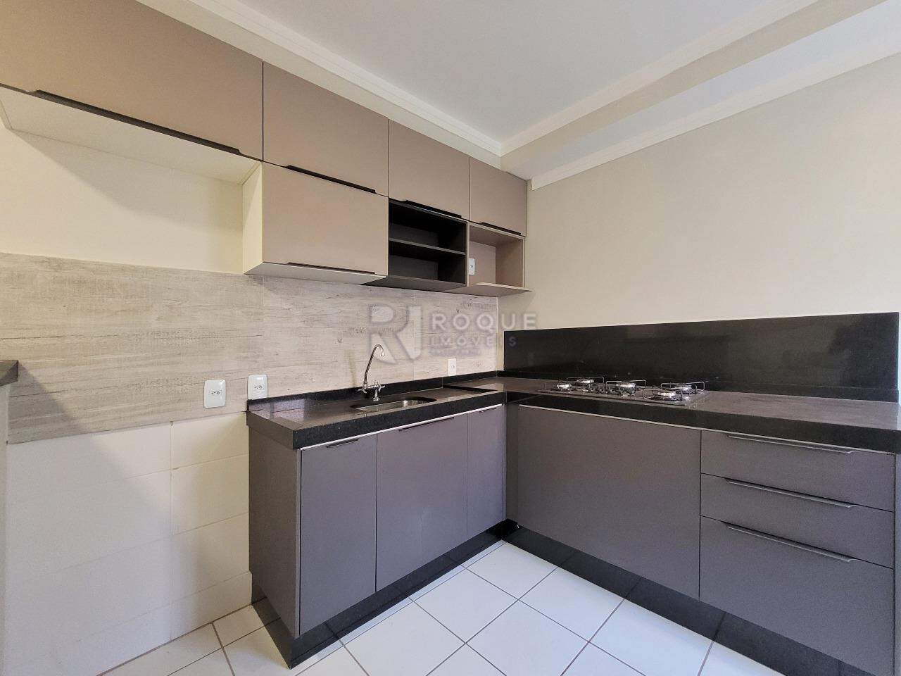 Apartamento à venda no bairro Residencial Jardins de Limeira: Cozinha