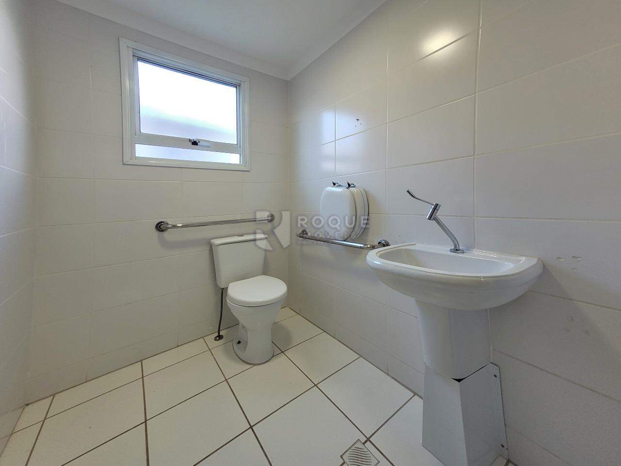 Apartamento à venda no bairro Residencial Jardins de Limeira: WC Social
