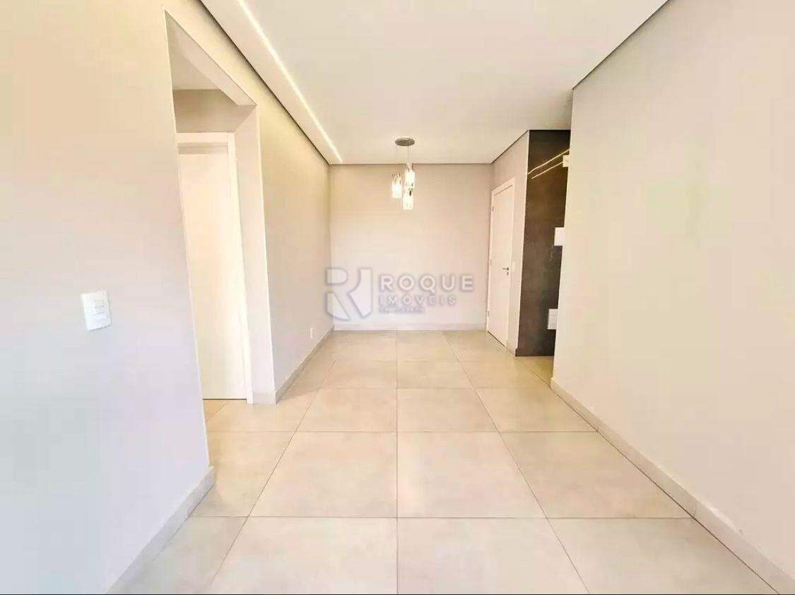 Apartamento para aluguel no bairro Jardim Santa Adélia: Sala