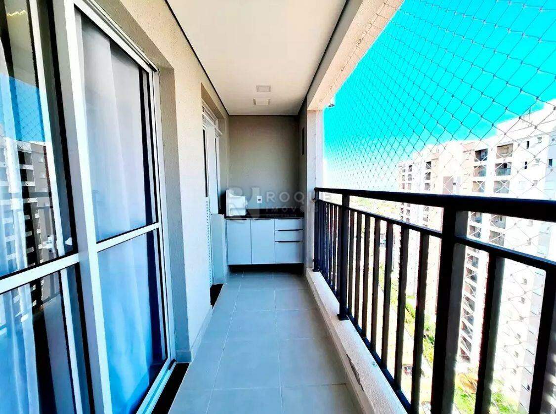 Apartamento para aluguel no bairro Jardim Santa Adélia: Sacada