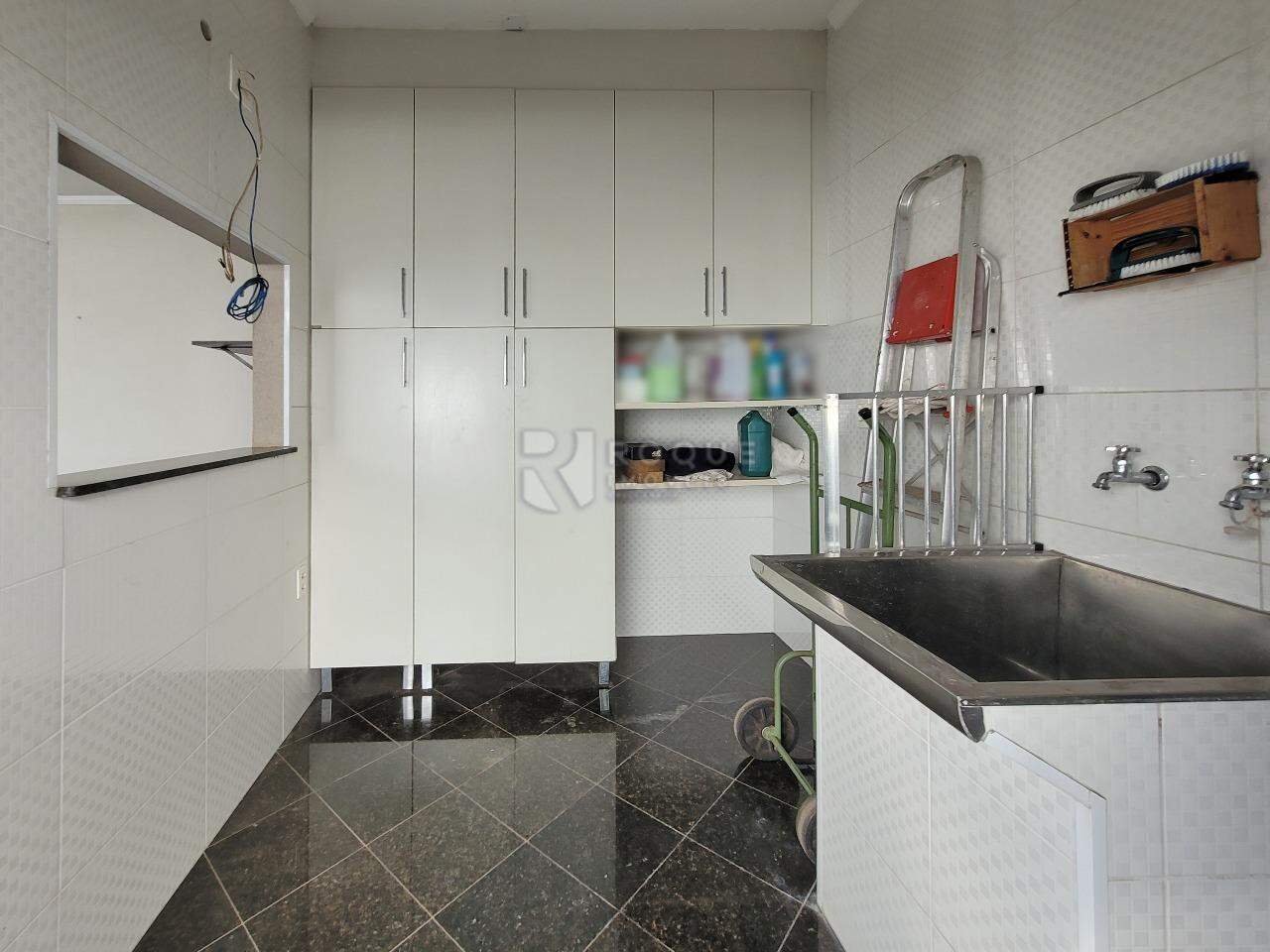 Casa Residencial à venda no bairro Jardim Boa Vista: Lavanderia