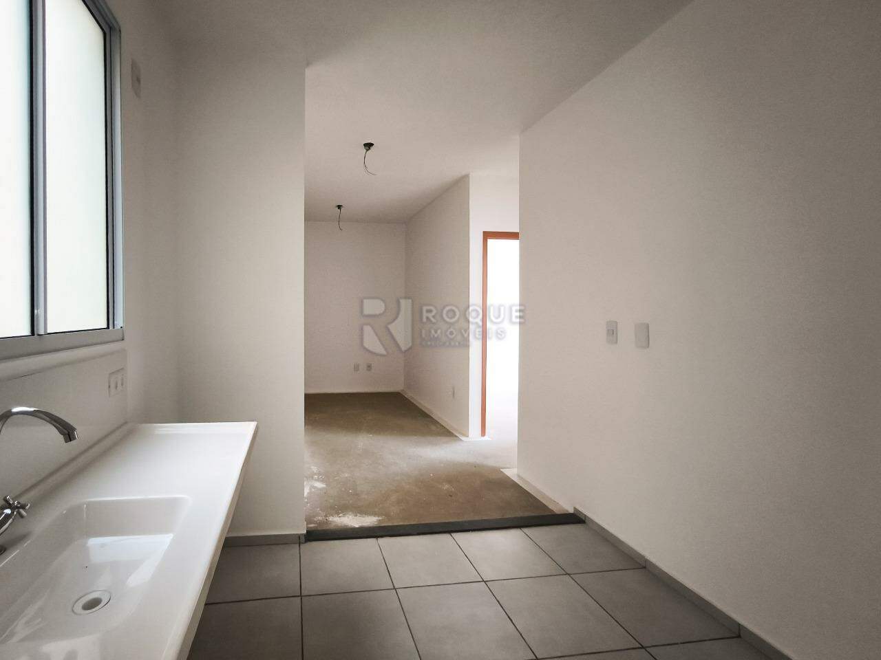 Apartamento à venda no bairro Jardim Campo Belo: COZINHA