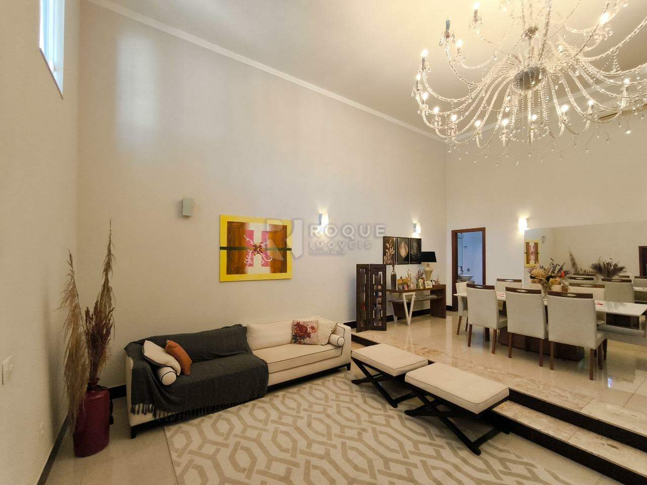 Casa em condomínio à venda no bairro Jardim Terras de Santa Elisa: SALA DE ESTAR