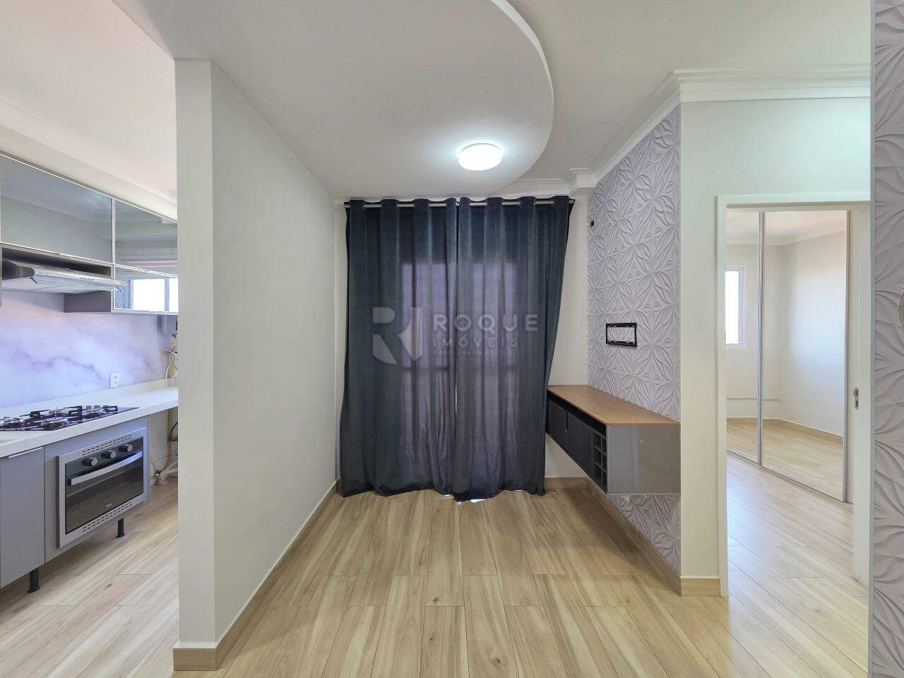 Apartamento para aluguel no bairro Vila Camargo: Sala 