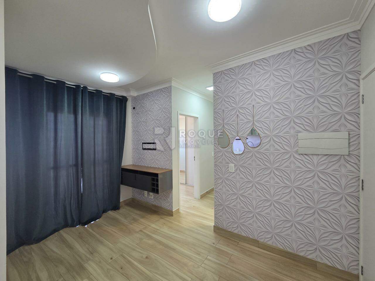 Apartamento para aluguel no bairro Vila Camargo: Sala 