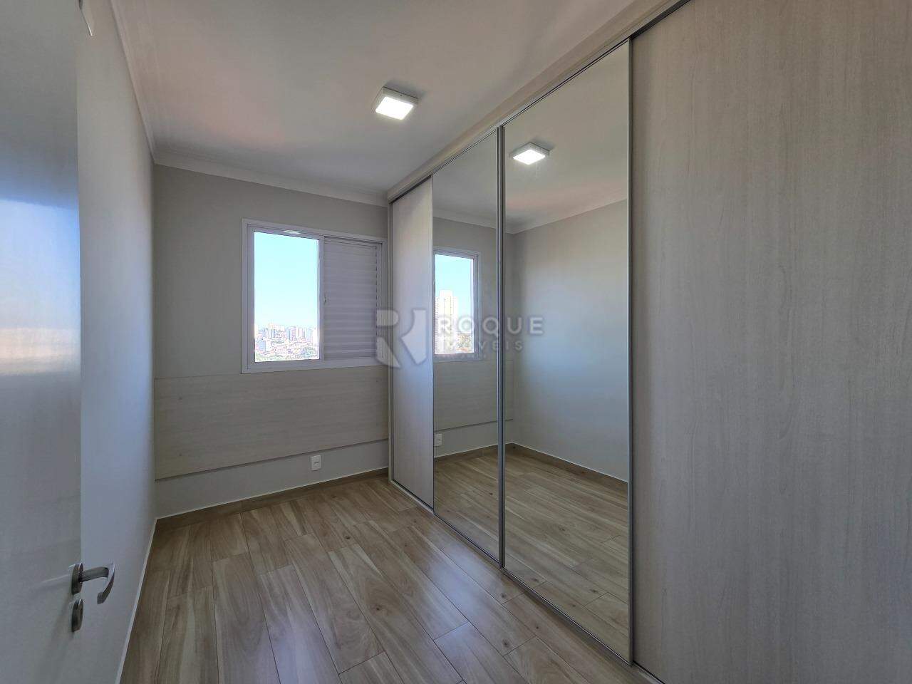 Apartamento para aluguel no bairro Vila Camargo: Dormitório 1