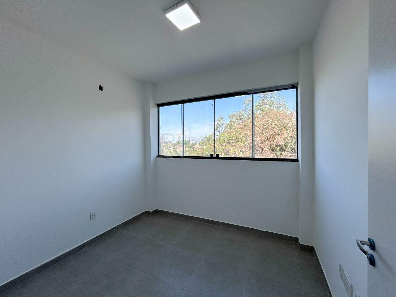 Barracão/Galpão para aluguel no bairro Jardim das Laranjeiras: Sala 2 segundo andar