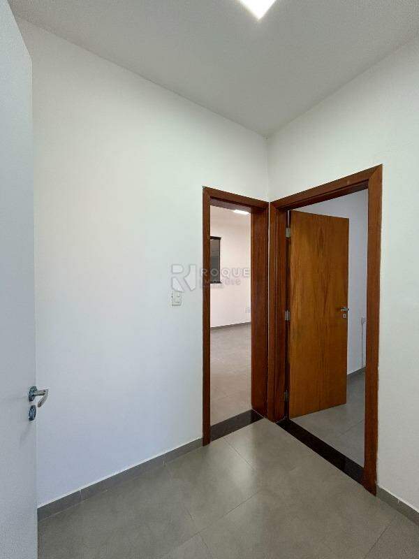 Barracão/Galpão para aluguel no bairro Jardim das Laranjeiras: Hall segundo andar