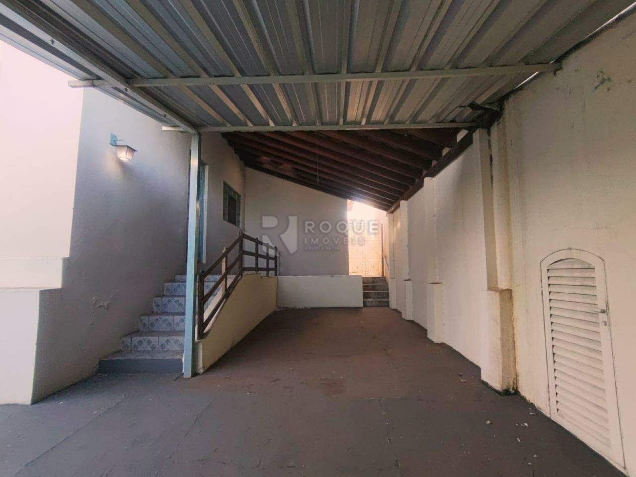 Casa Residencial para aluguel no bairro Jardim Nossa Senhora do Amparo: Garagem