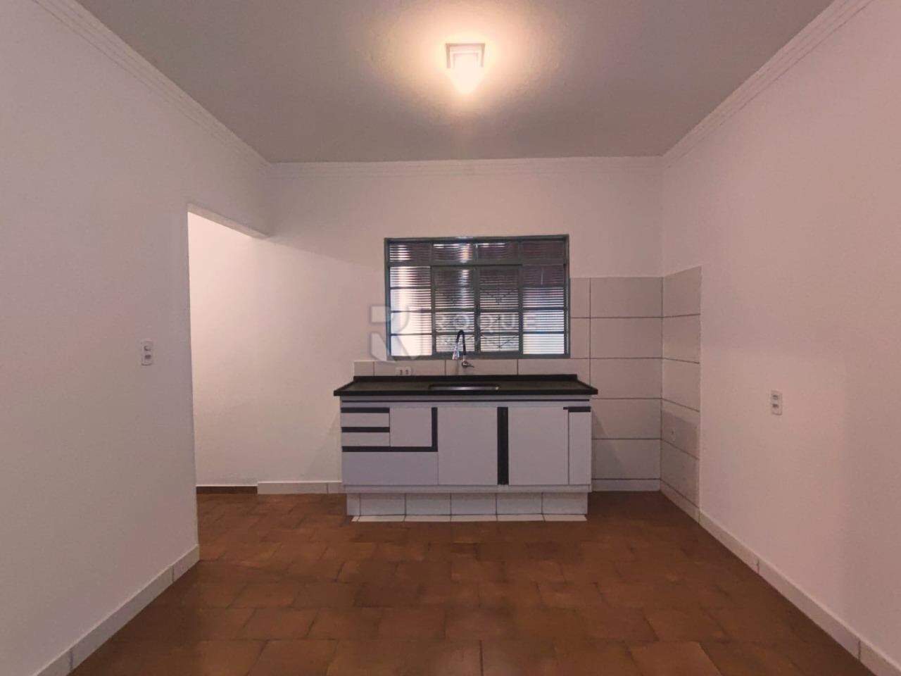 Casa Residencial para aluguel no bairro Jardim Nossa Senhora do Amparo: Cozinha