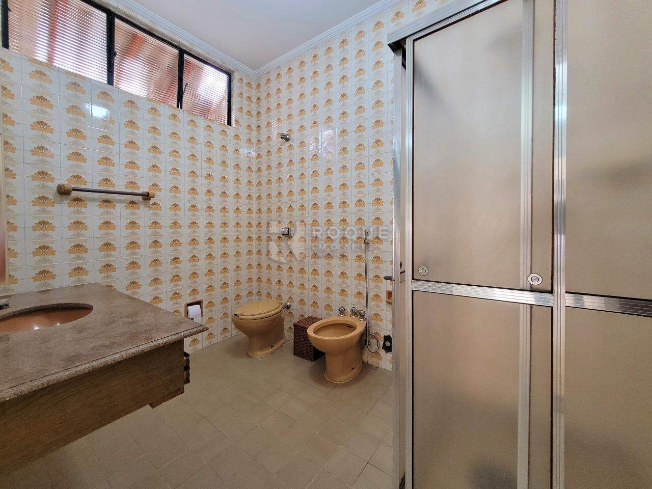 Casa Residencial à venda no bairro Jardim Montezuma: WC Suíte 2