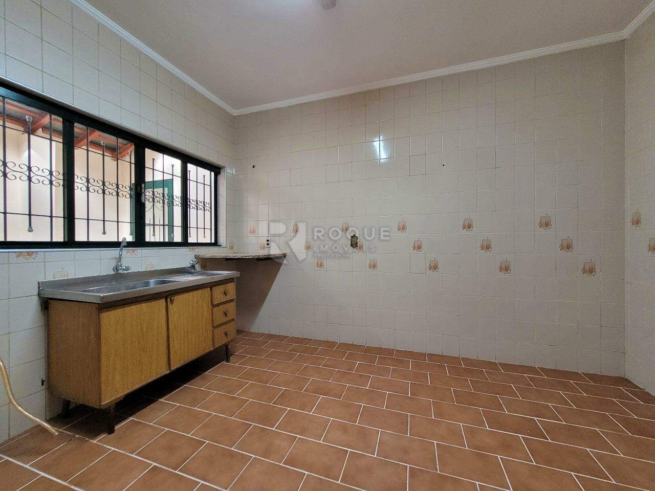 Casa Residencial à venda no bairro Jardim Montezuma: Cozinha