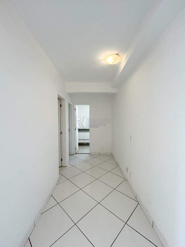 Apartamento para aluguel no bairro Jardim Esmeralda: Hall 