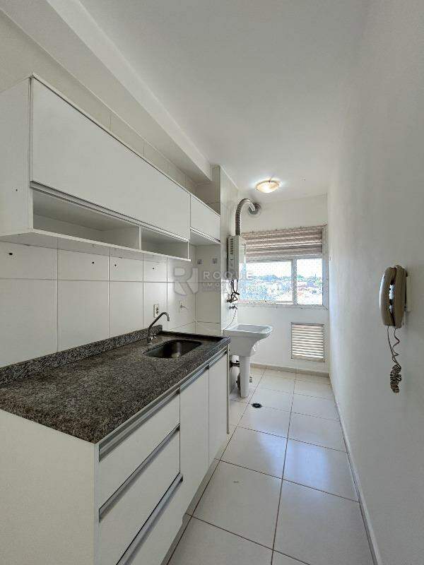 Apartamento para aluguel no bairro Jardim Esmeralda: Cozinha 