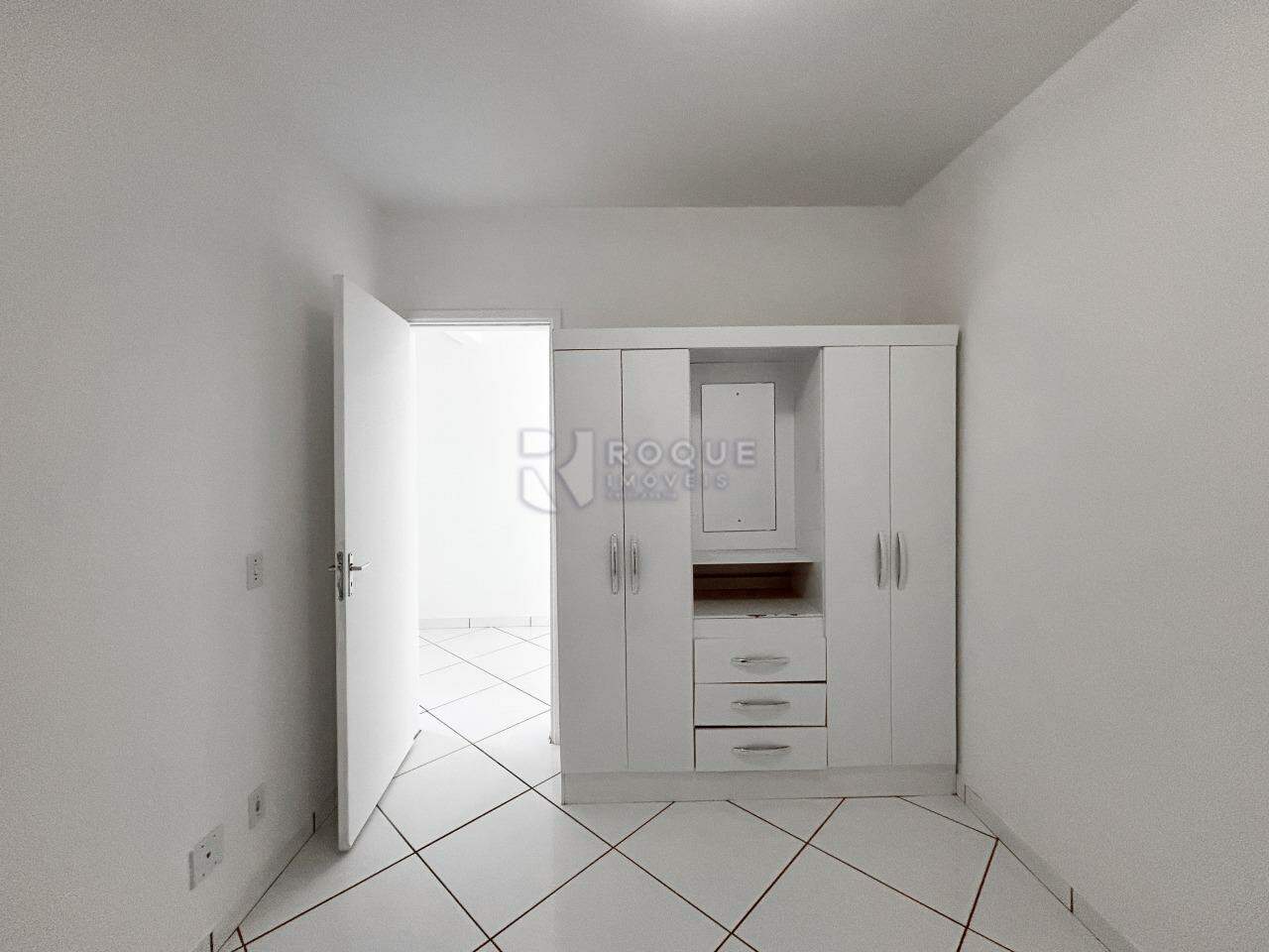 Apartamento para aluguel no bairro Jardim Esmeralda: Dormitório 2