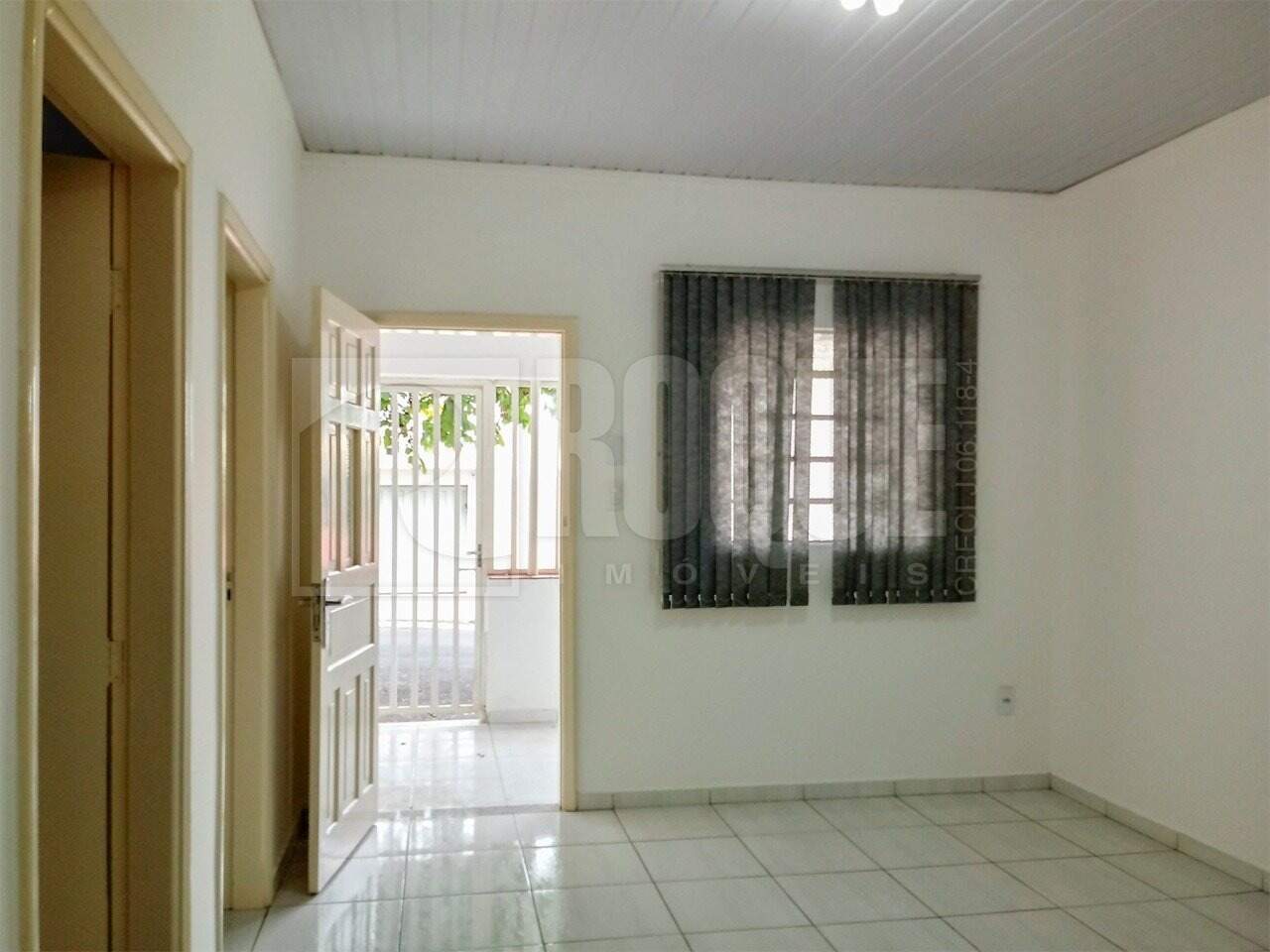 Casa Residencial à venda no bairro Vila Claudia: 