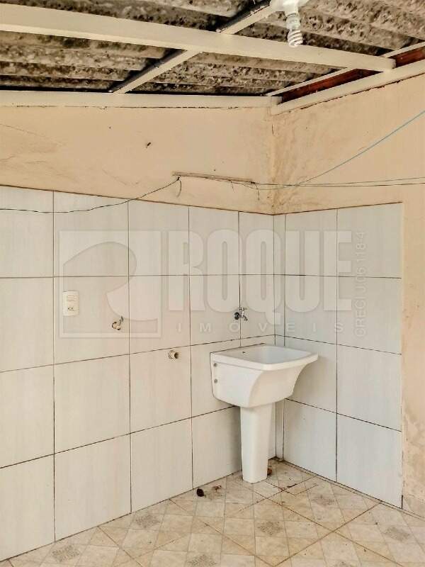Casa Residencial à venda no bairro Vila Claudia: 