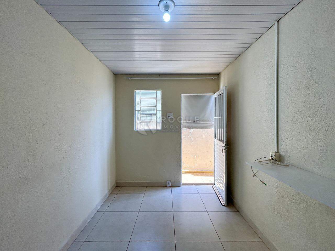 Casa Residencial para aluguel no bairro Centro: Sala