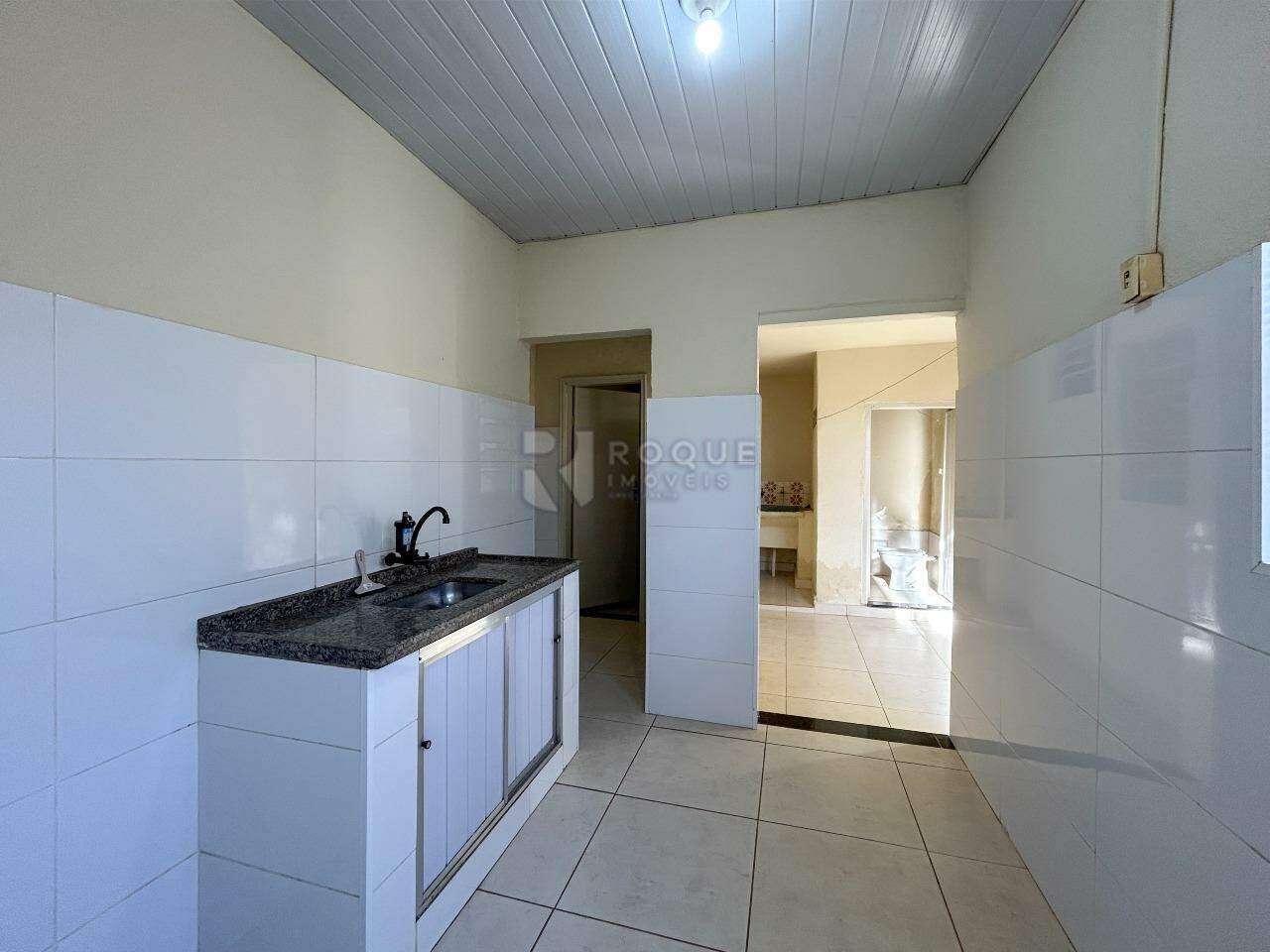 Casa Residencial para aluguel no bairro Centro: Cozinha