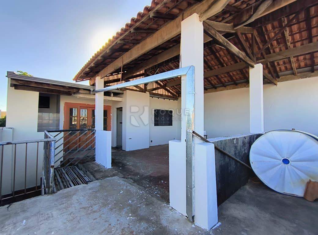 Casa Residencial para aluguel no bairro Parque Residencial Abílio Pedro: Piso supeior 