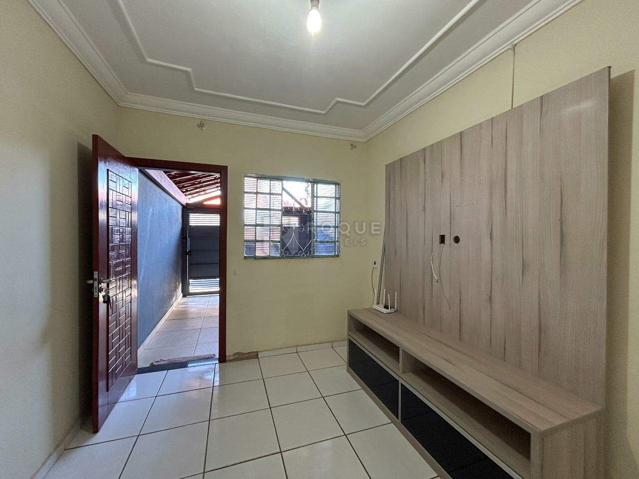 Casa Residencial para aluguel no bairro Jardim Residencial Regina Bastelli: Sala
