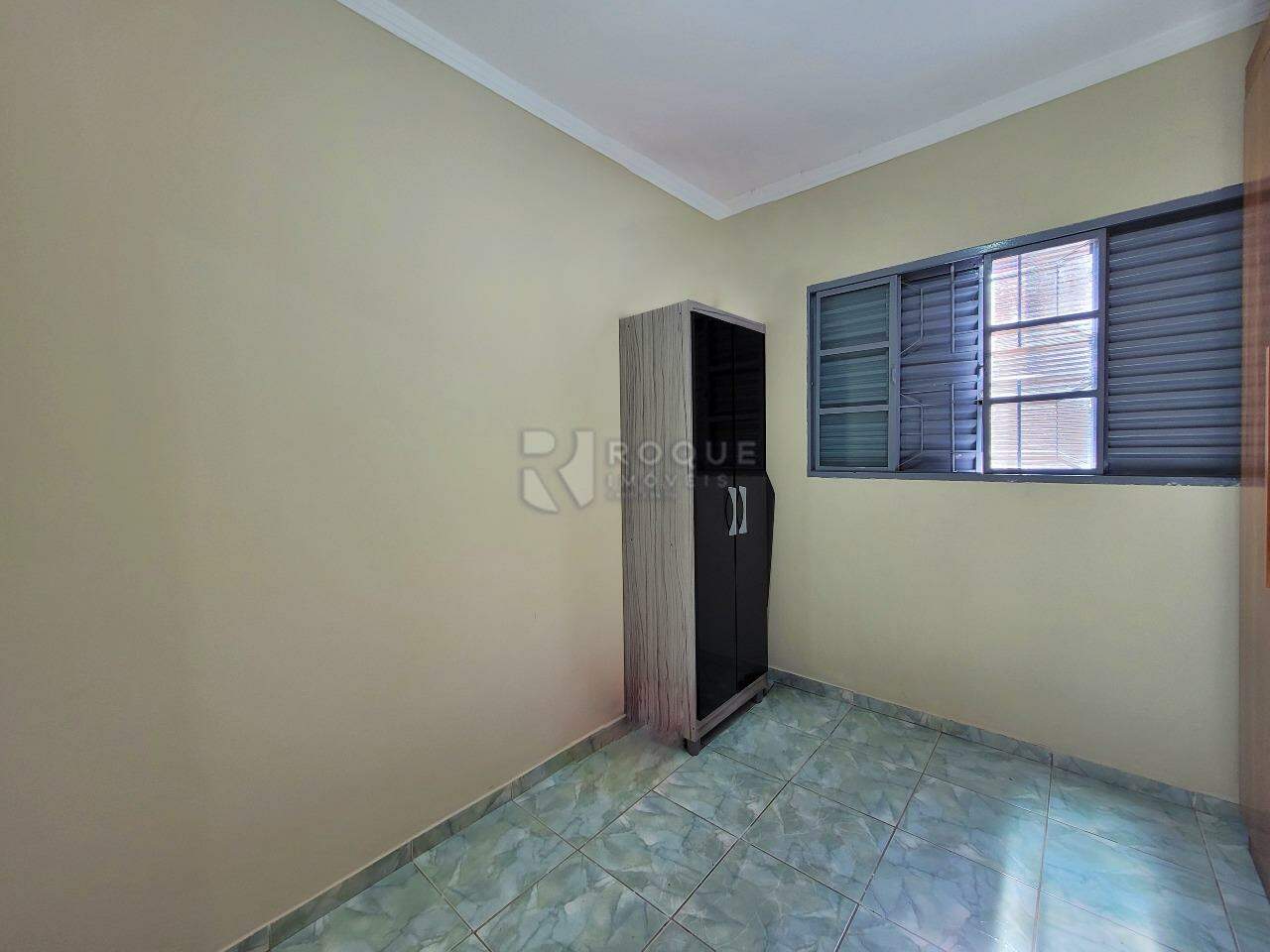 Casa Residencial à venda no bairro Jardim Residencial Dona Santina Paroli Peccinini: Dormitório 2
