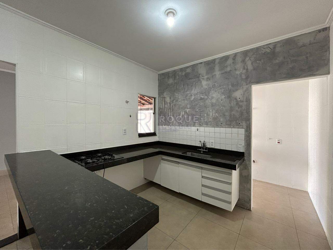 Casa Residencial para aluguel no bairro Residencial Fenix: Cozinha