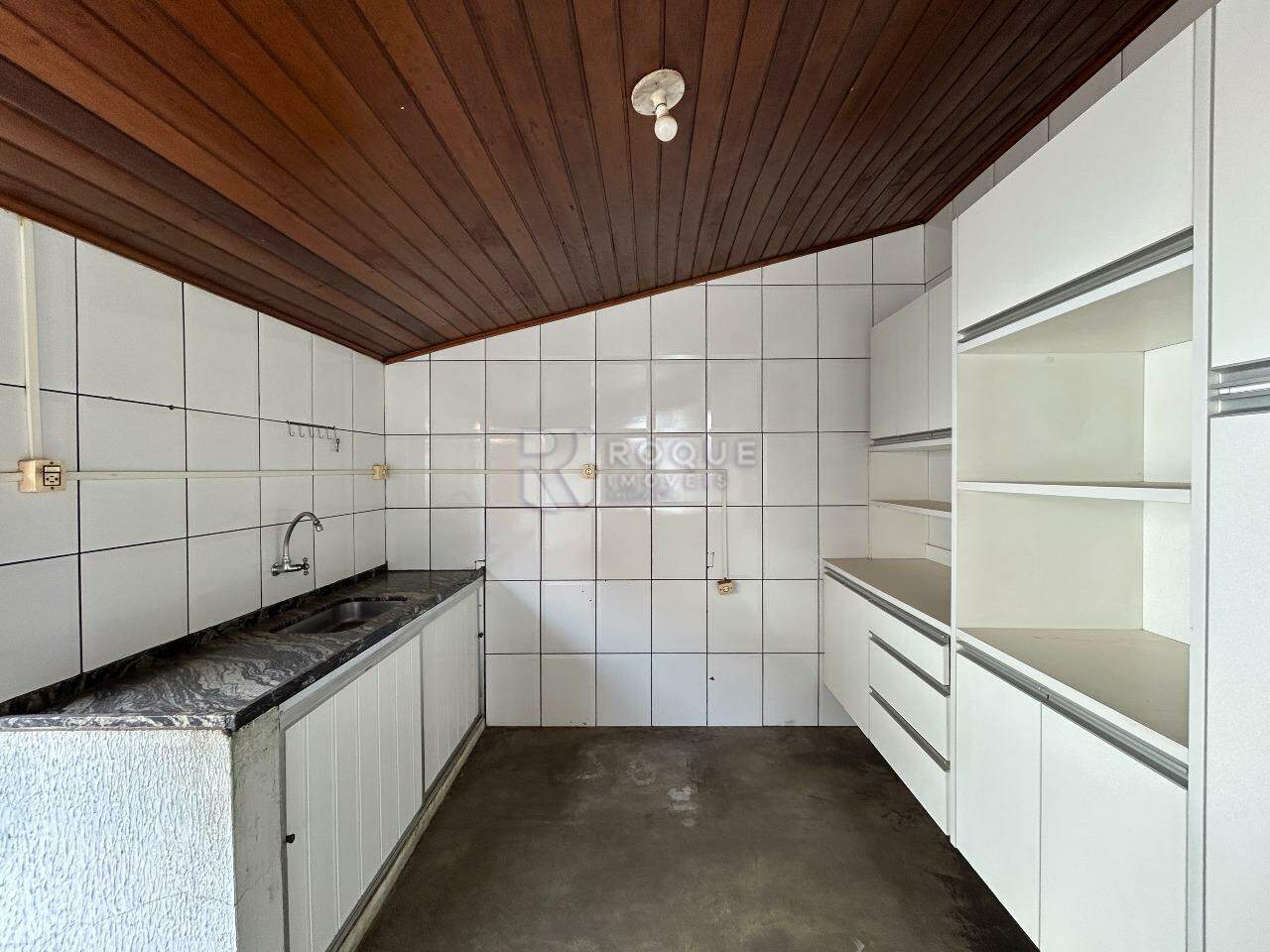 Casa Residencial para aluguel no bairro Vila São João: Área de serviço 2