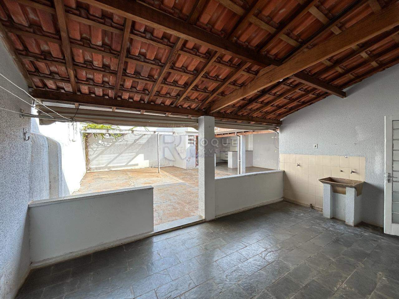 Casa Residencial para aluguel no bairro Vila São João: Área de serviço / Rancho