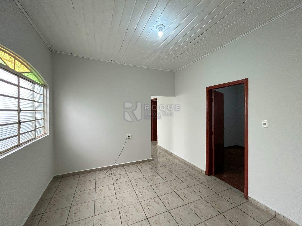 Casa Residencial para aluguel no bairro Vila São João: Sala