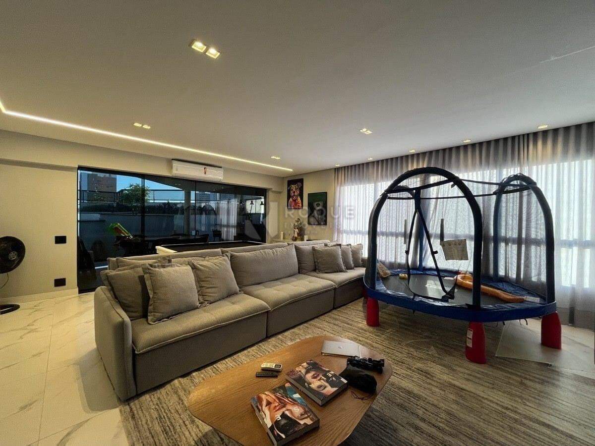 Apartamento para aluguel no bairro Centro: Sala
