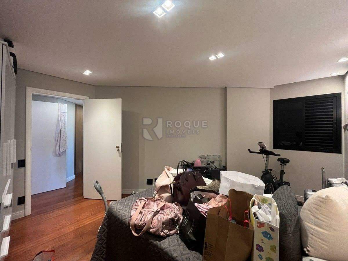 Apartamento para aluguel no bairro Centro: Dormitório 02