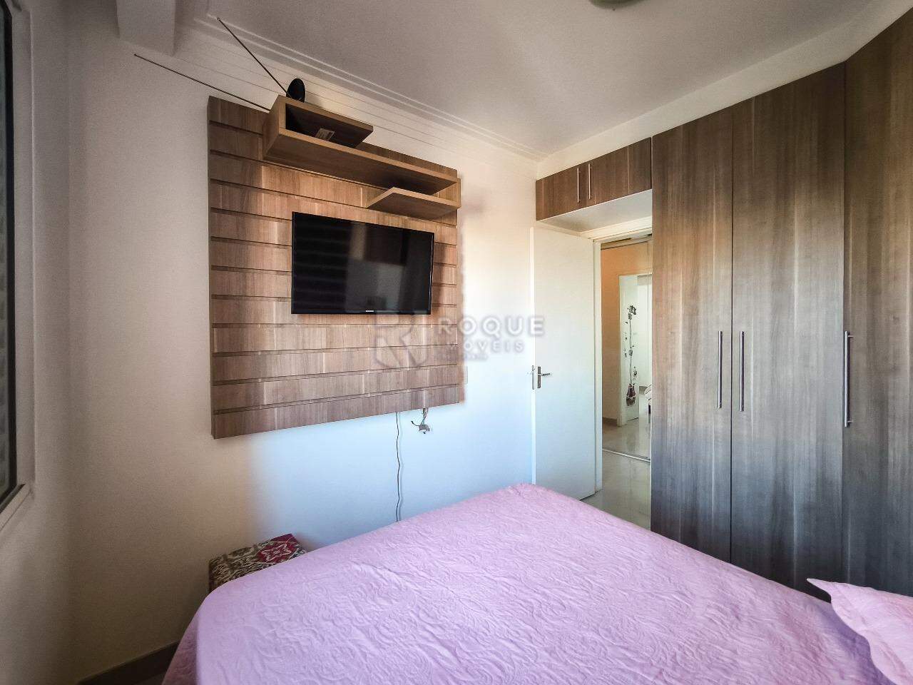 Apartamento à venda no bairro Jardim Esmeralda: DORMITÓRIO 1