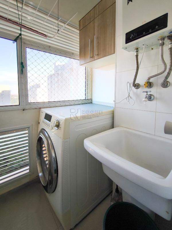 Apartamento à venda no bairro Jardim Esmeralda: LAVANDERIA