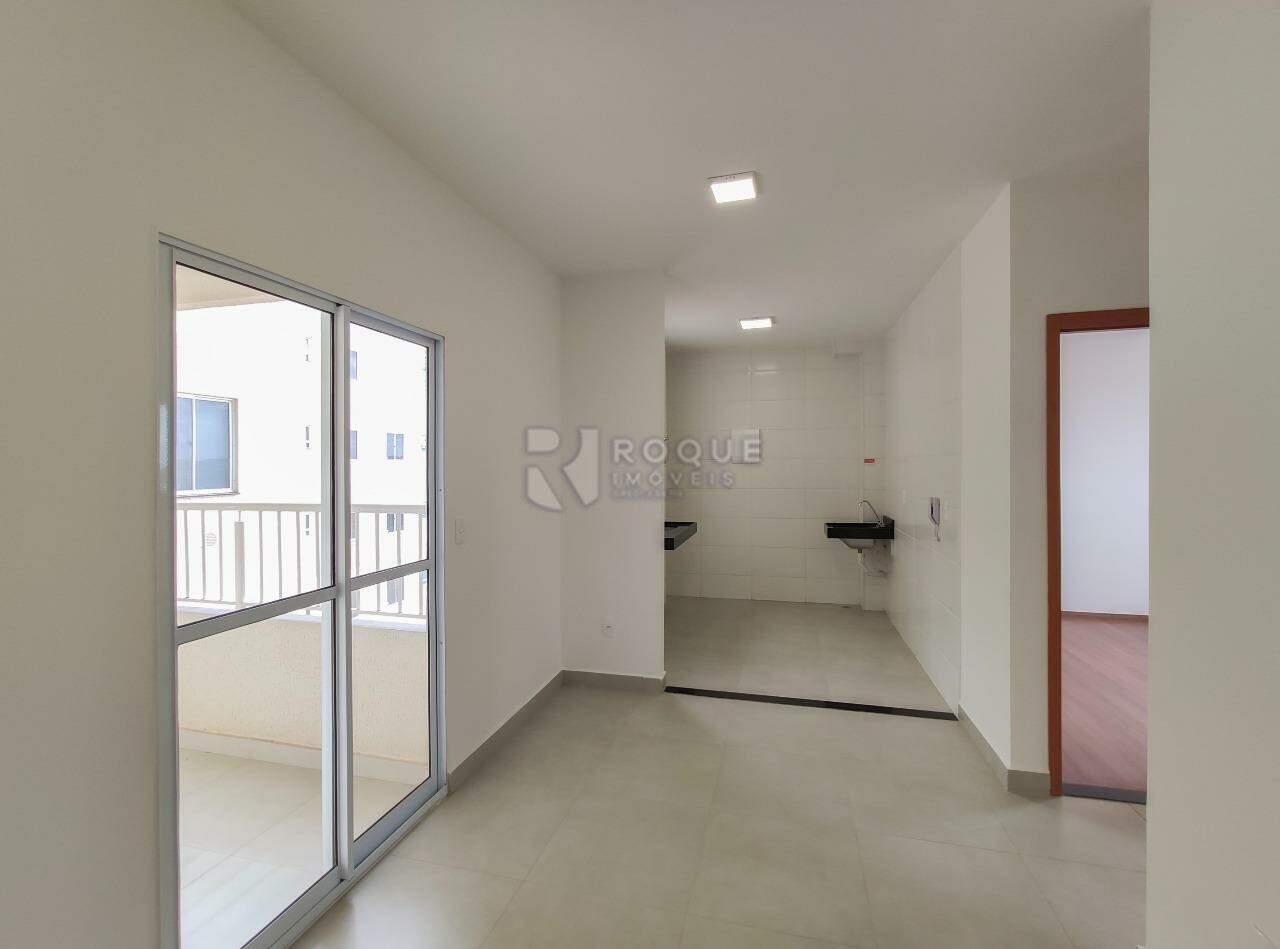 Apartamento à venda no bairro Fazenda Duas Barras: Sala