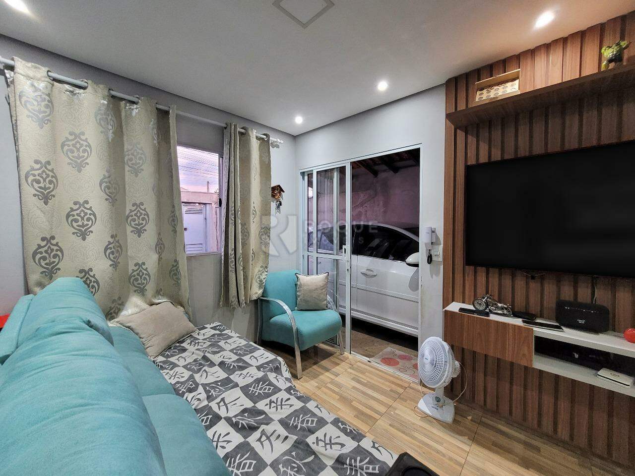 Casa Residencial à venda no bairro Jardim Residencial Victório Lucato: Sala