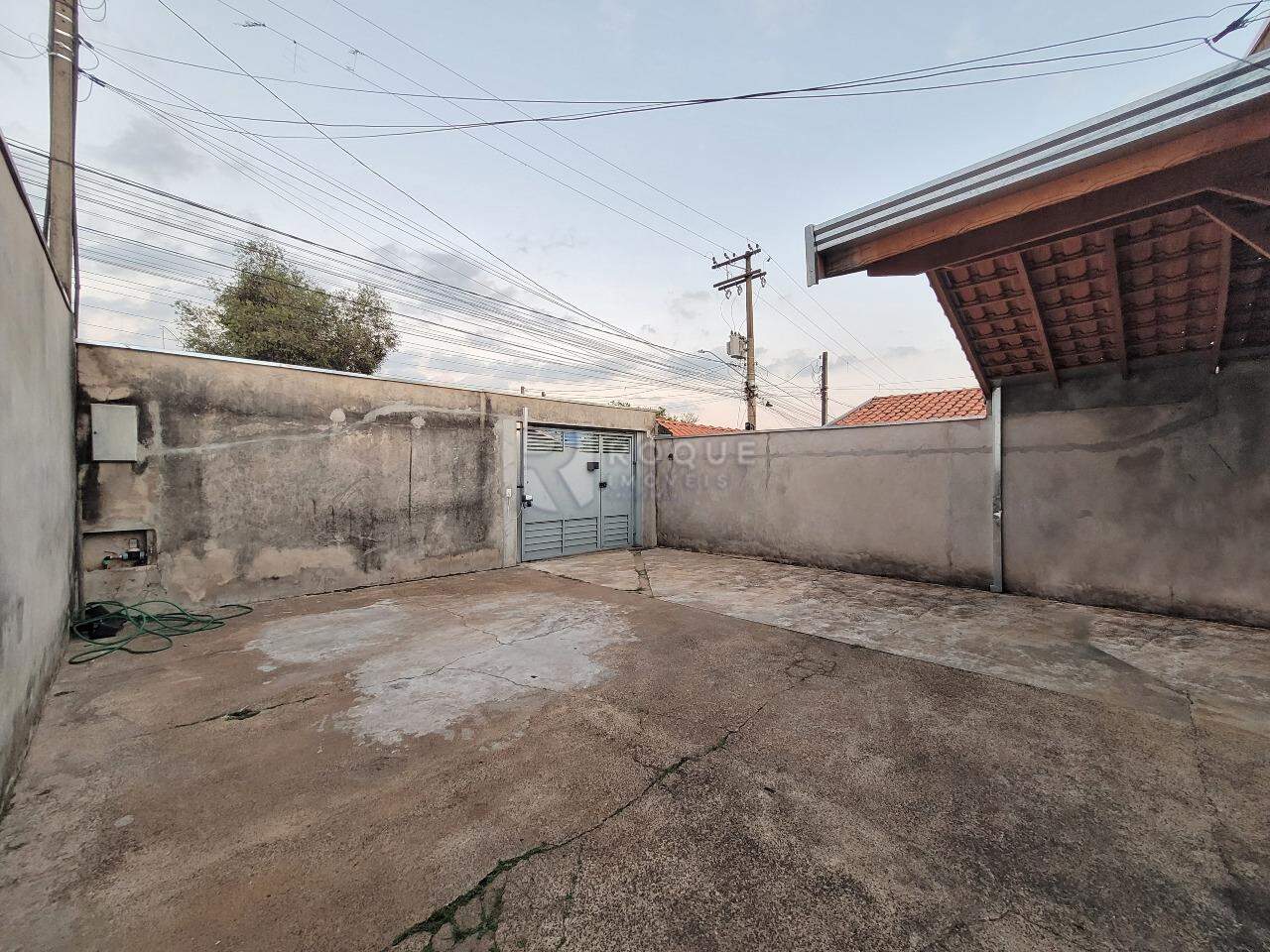 Casa Residencial à venda no bairro Jardim Residencial Victório Lucato: Garagem