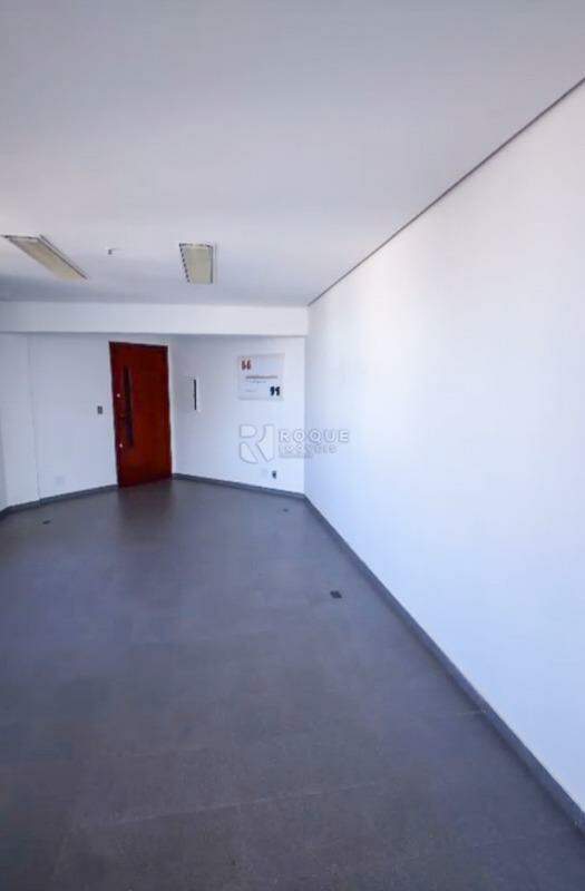 Salas/Conjuntos à venda no bairro Centro: SALA