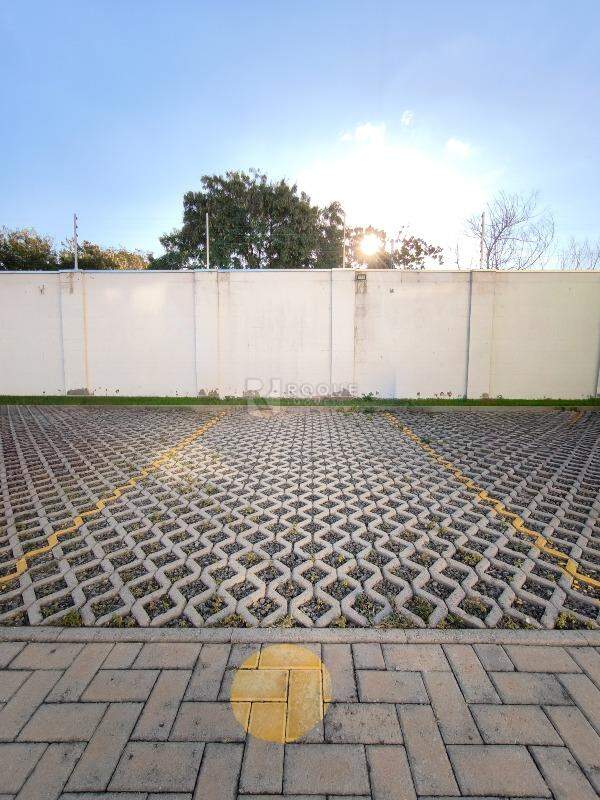 Apartamento à venda no bairro Jardim Residencial Victório Lucato: VAGA DE ESTACIONAMENTO