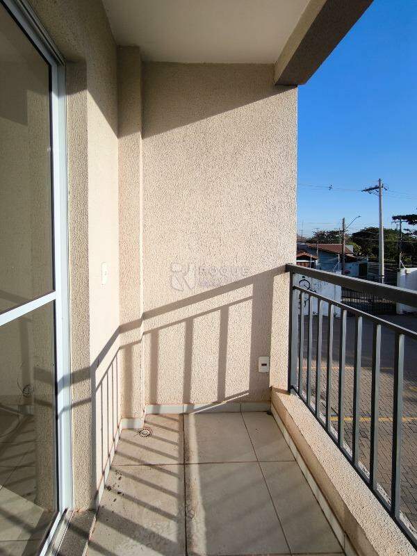 Apartamento à venda no bairro Jardim Residencial Victório Lucato: SACADA