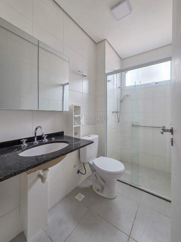 Apartamento para aluguel no bairro Jardim Florença: WC social