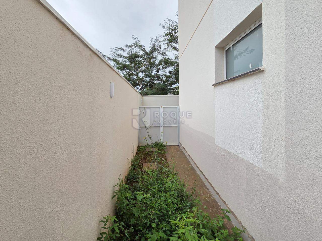 Apartamento para aluguel no bairro Jardim Florença: Área externa